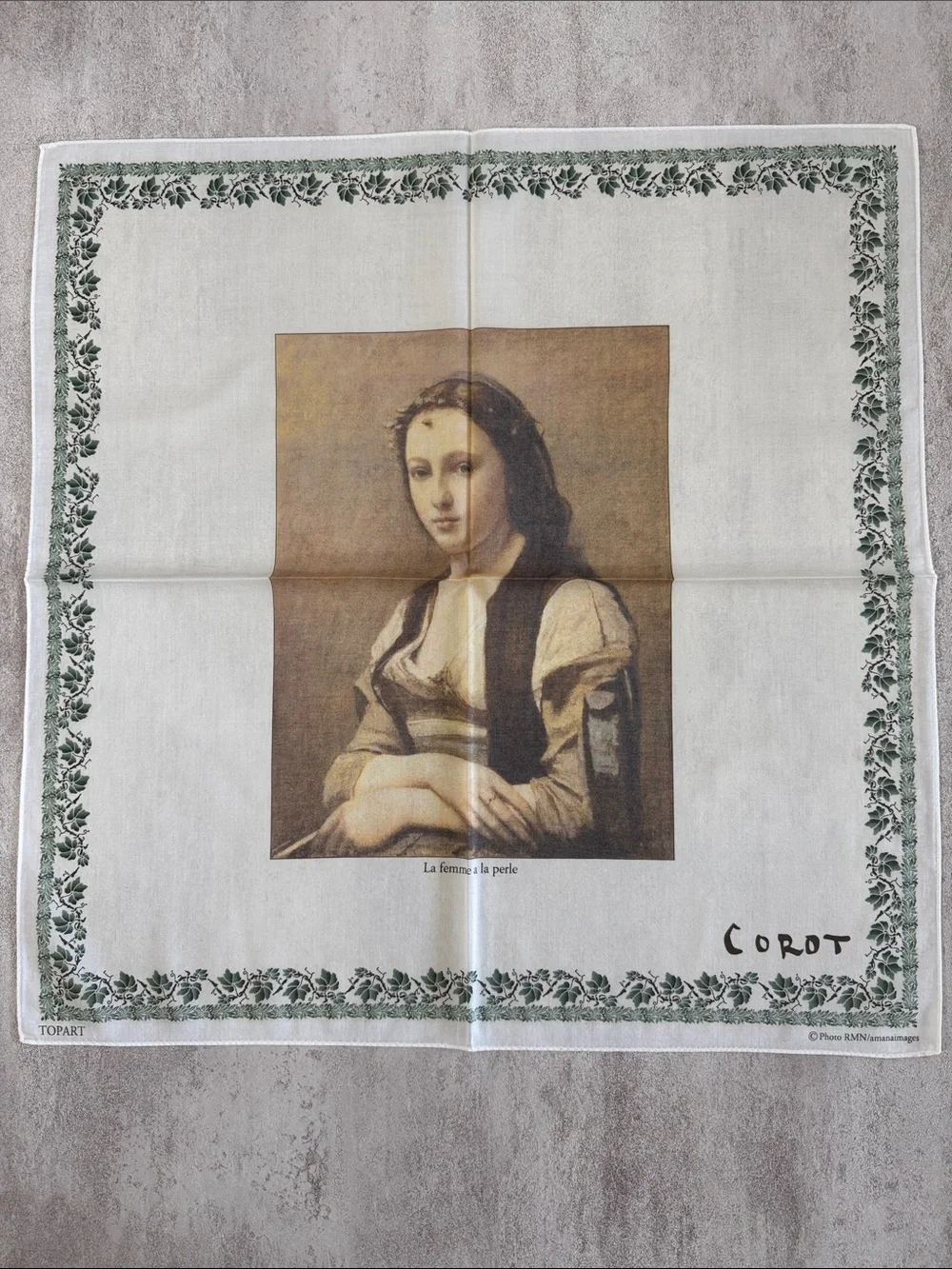 Classic Art-Print Men's Scarf in Cream and Green